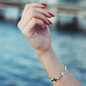 kaboompics bracelet 791988 1280