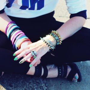 kaboompics bracelets 792051 1280